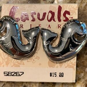 Casuals Silver Whale clip on Earrings
